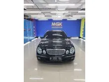 2003 Mercedes-Benz E260 2.6 E260 Sedan TDP 39 Juta