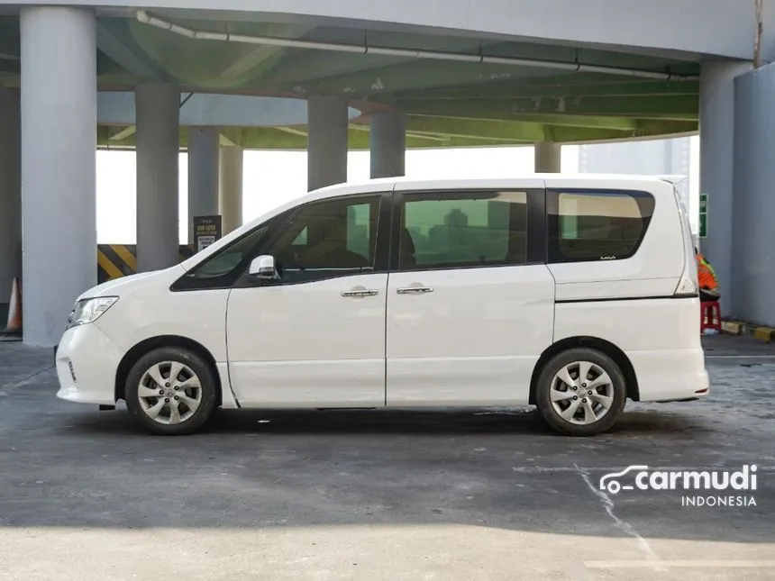 2013 Nissan Serena Highway Star MPV