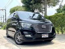 2019 Hyundai GRAND STAREX 2.5 (ปี 18-24) VIP Wagon