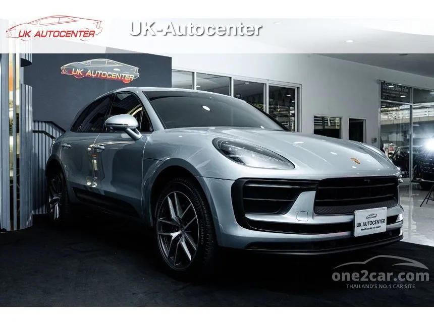 2022 Porsche MACAN SUV
