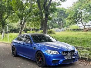 2011 BMW 520i 2.0 Luxury Sedan