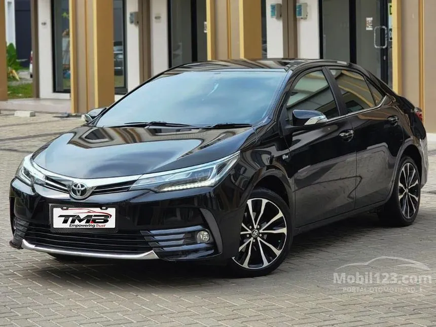 2017 Toyota Corolla Altis V Sedan