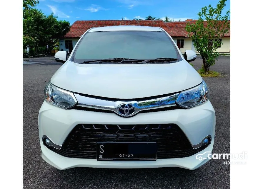 Jual Mobil Toyota Avanza 2015 Veloz 1.3 di Jawa Timur Manual MPV Putih Rp 149.000.000