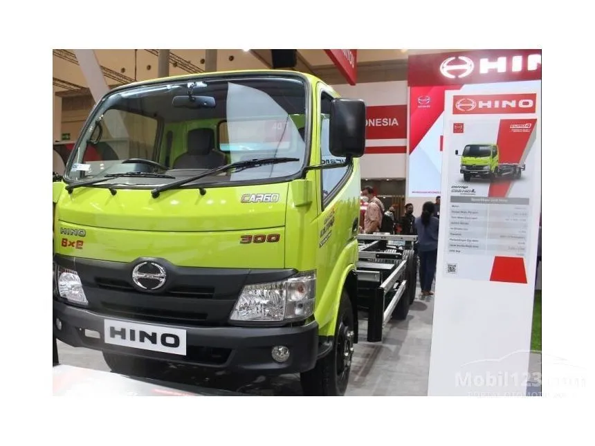 2022 Hino Dutro 130 HDL Trucks