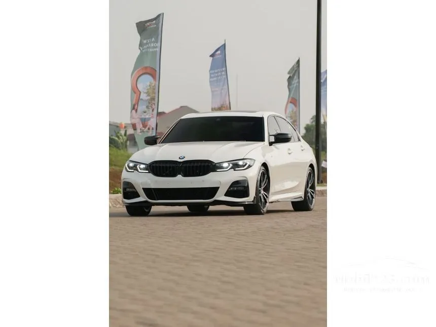 2022 BMW 330i M Sport Sedan