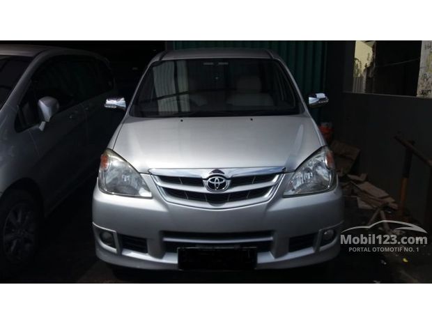 Toyota Avanza  Mobil  bekas dijual di  Bogor  Jawa barat 