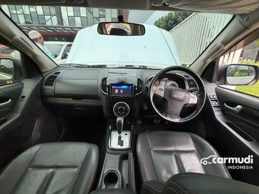 2015 Isuzu MU-X SUV