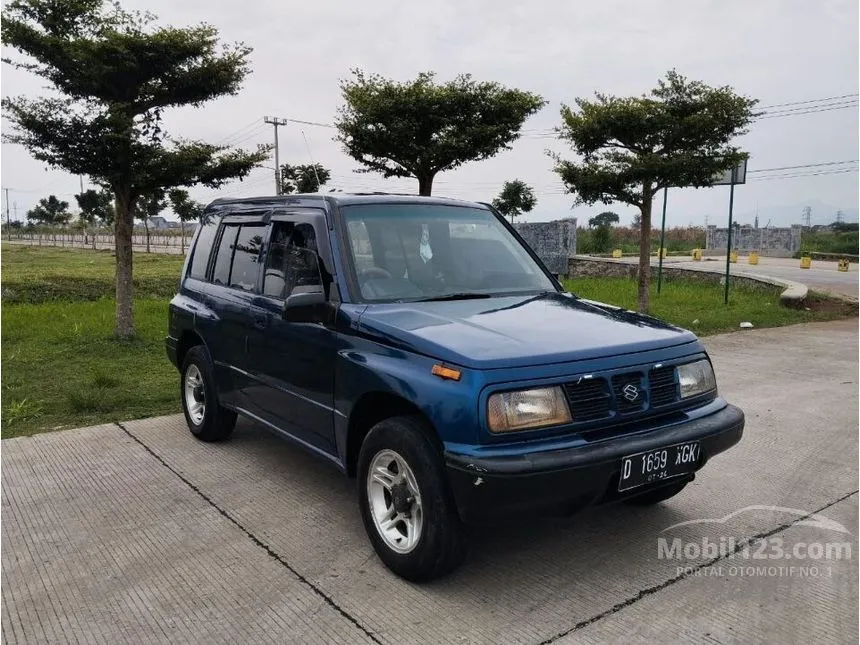 2000 Suzuki Sidekick SUV