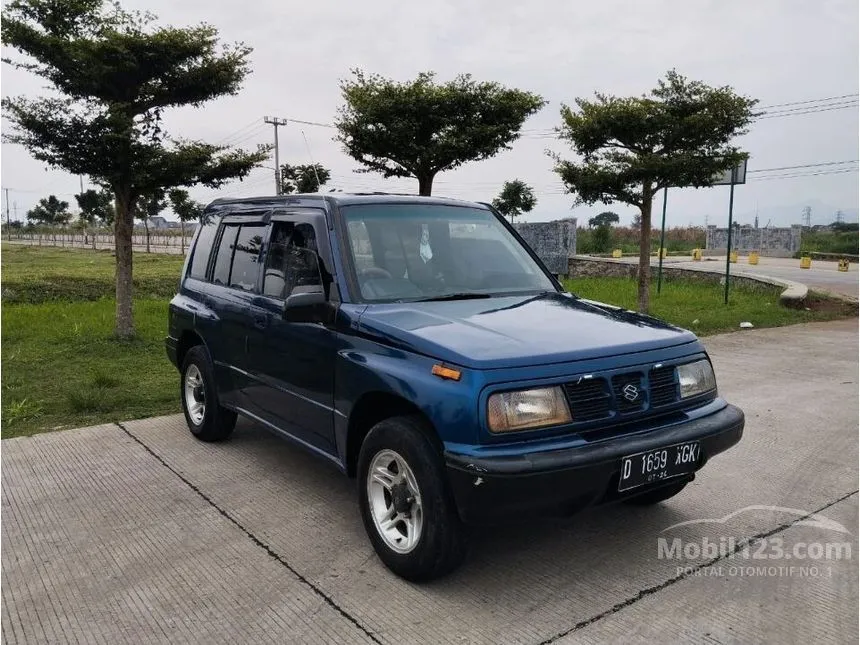 Jual Mobil Suzuki Sidekick 2000 1.6 di Jawa Barat Manual SUV Biru Rp 52.000.000