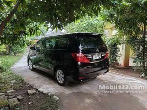 2013 Toyota Alphard 2.4 G MPV