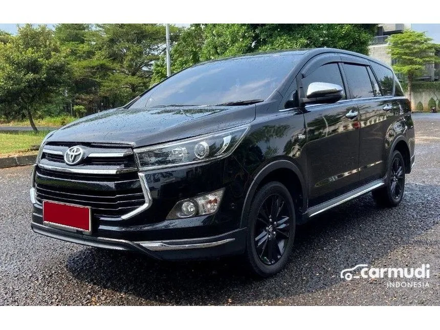 2019 Toyota Innova Venturer Wagon