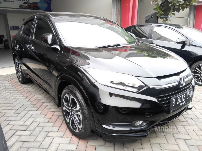 Jual Mobil  Honda  HR V  2019 Prestige  1 8 di Banten 