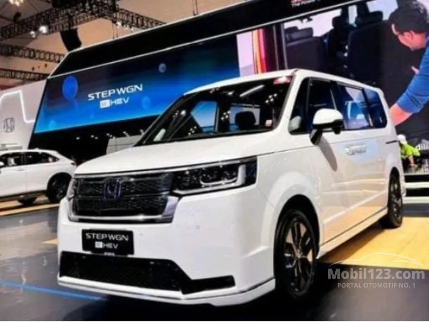 2025 Honda Stepwgn SPADA e:HEV MPV