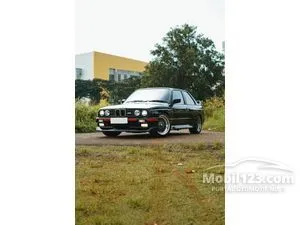 1989 BMW 318i 1.8 Sedan