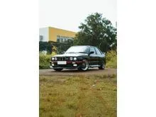 1989 BMW 318i 1.8 Sedan