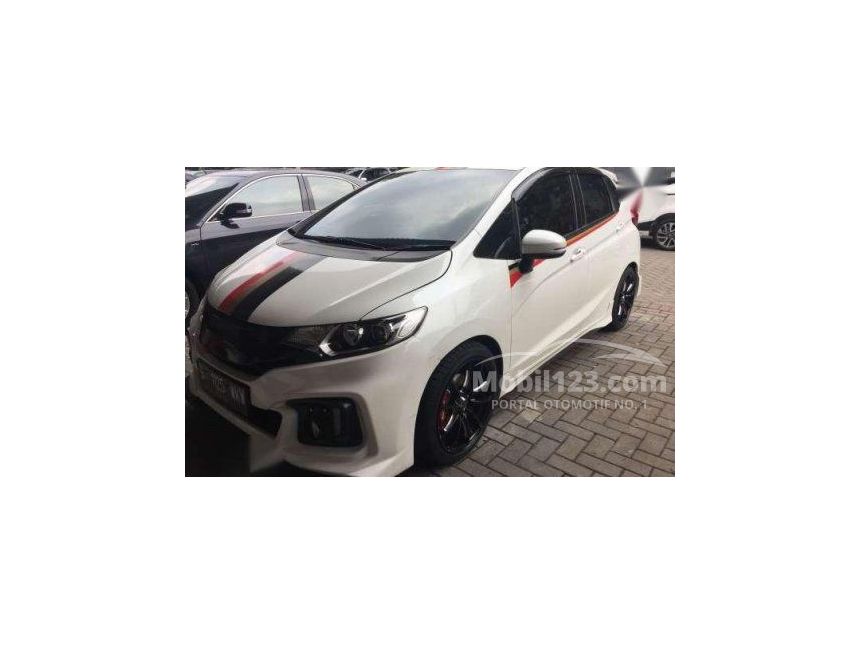 Jual Mobil  Honda  Jazz  2014 RS 1 5 di Kalimantan  Selatan  