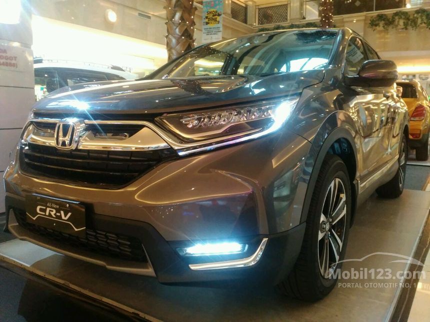 Jual Mobil  Honda  CR V 2019 Prestige  Prestige  VTEC 1 5 di 