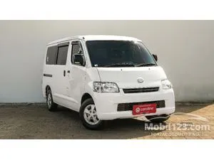 2022 Daihatsu Gran Max 1.5 Mini Bus D PS Van