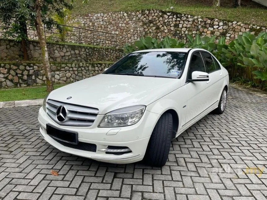 2010 Mercedes-Benz C250 CGI Avantgarde Sedan