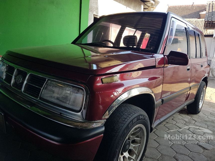 Jual Mobil Suzuki Escudo 1995 JLX 1.6 di Yogyakarta Manual SUV Coklat