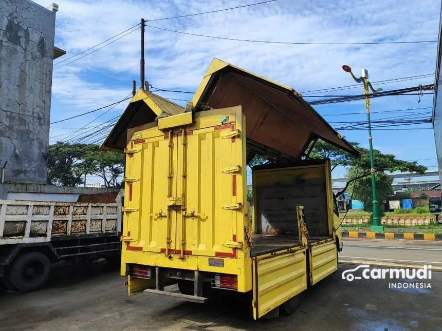 2017 Mitsubishi Colt Diesel FE74 S Truck