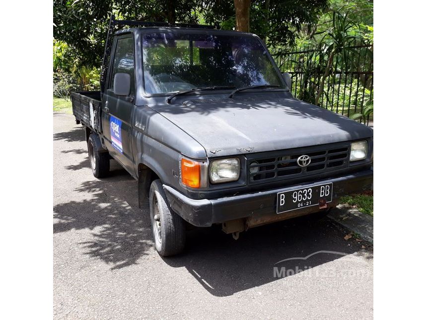 1996 Toyota Kijang Pick Up Pick Up