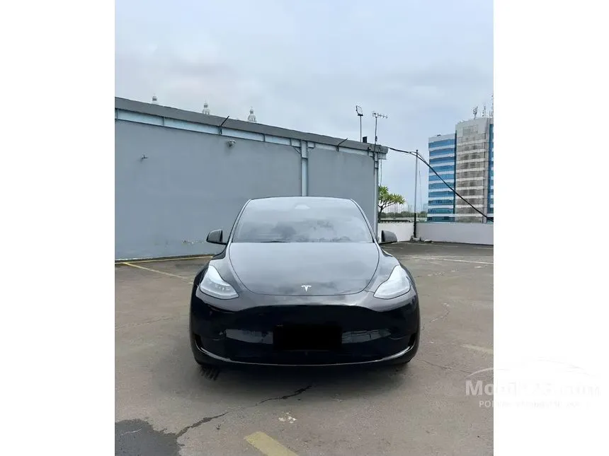 2022 Tesla Model Y Standard SUV