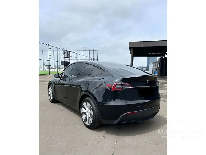 2022 Tesla Model Y Standard SUV