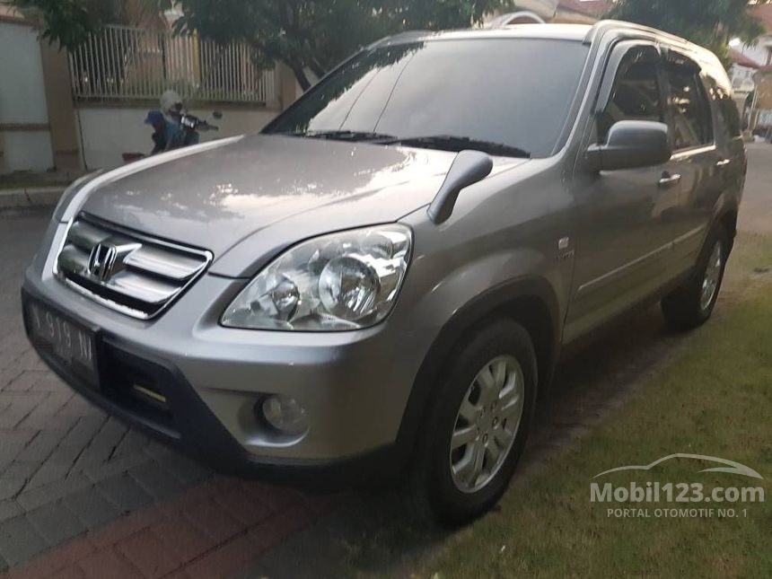 Jual Mobil Honda CR-V 2005 RD 2.0 di Jawa Timur Automatic Jual Mobil Honda CR-V 2005 RD 2.0 di Jawa Timur Automatic