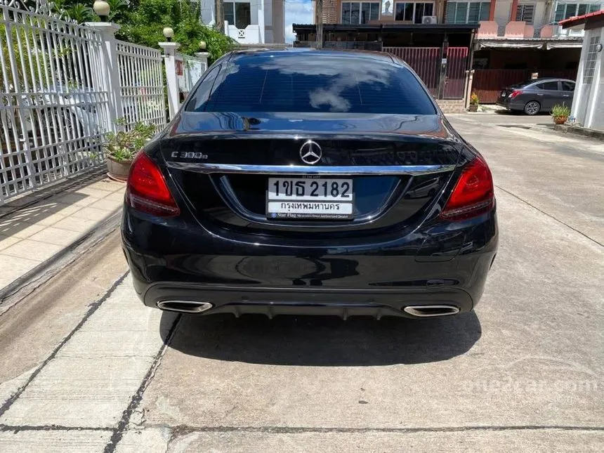 2020 Mercedes-Benz C300 e AMG Dynamic Sedan