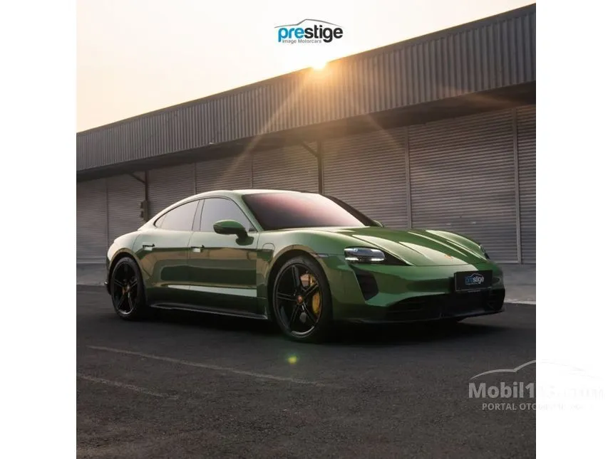2021 Porsche Taycan 4S Performance Battery Plus Sedan
