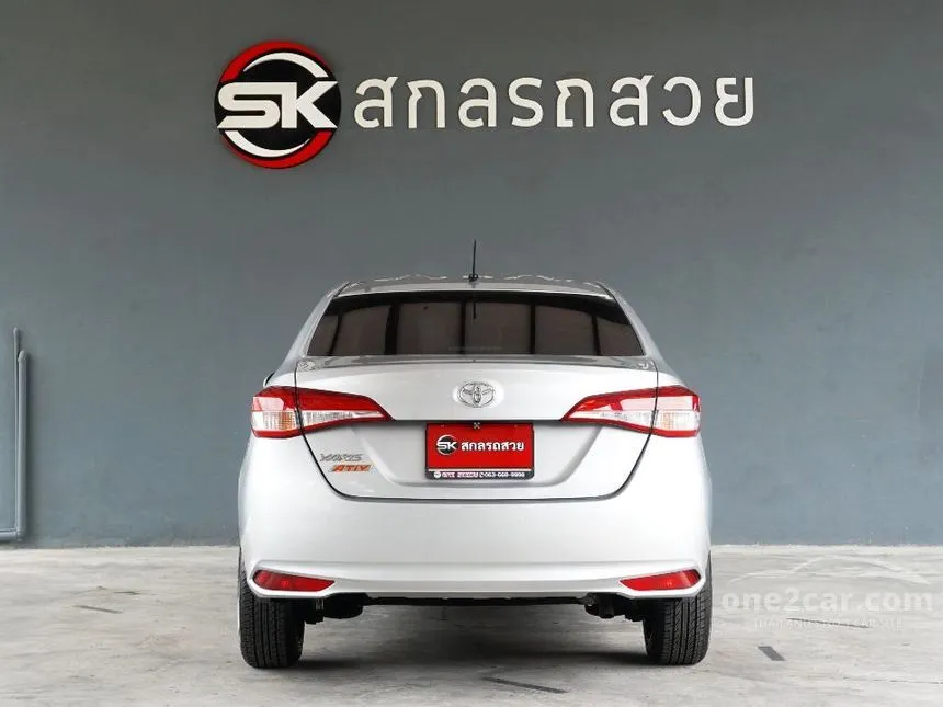 2019 Toyota Yaris Ativ J Sedan