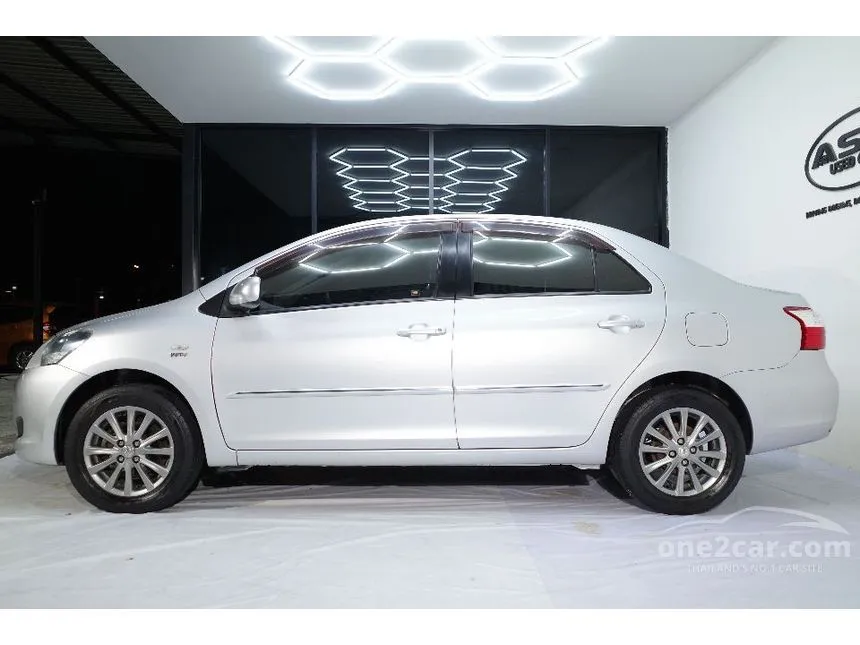 2013 Toyota VIOS ES Sedan