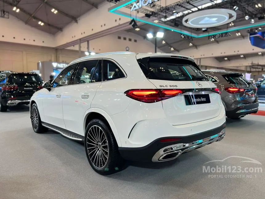 2024 Mercedes-Benz GLC300 AMG Line 4MATIC SUV