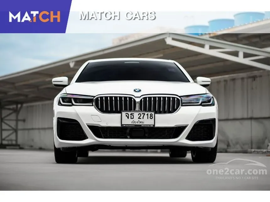 2022 BMW 530e M Sport Sedan