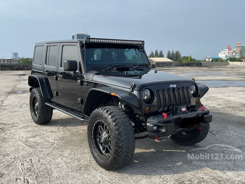 Jual Mobil Jeep Wrangler 2012 Sport Unlimited 3.6 di DKI Jakarta 