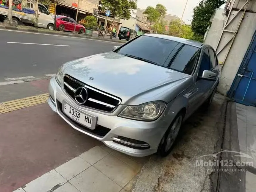2012 Mercedes-Benz C200 CGI Sedan