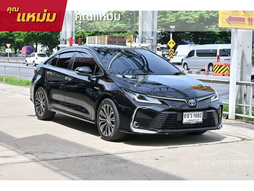 2020 Toyota Corolla Altis Hybrid High Sedan