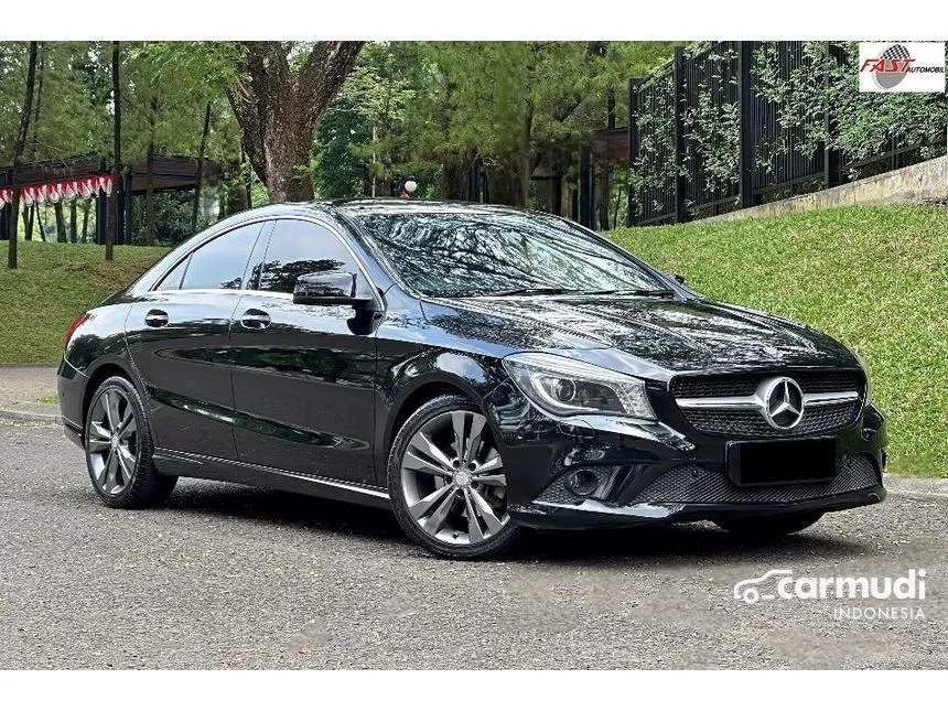 2015 Mercedes-Benz CLA200 Urban Coupe