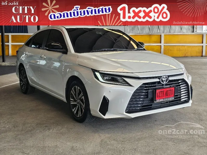 2023 Toyota Yaris Ativ Premium Sedan