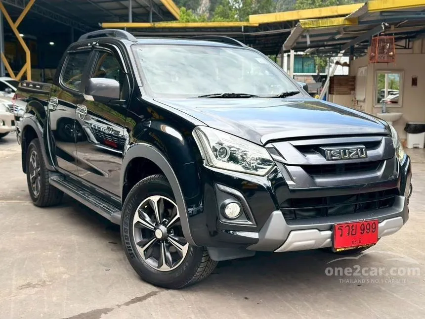 2017 Isuzu D-MAX Vcross Z-Prestige Cab-4 Pickup