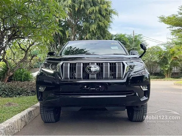 Jual Toyota Land Cruiser Prado XV SUV Bekas, Harga Termurah, Kondisi ...