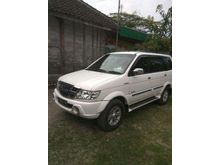 Isuzu Grand Touring 2012 PUTIH