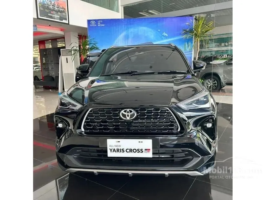 2026 Toyota Yaris Cross S HV SUV