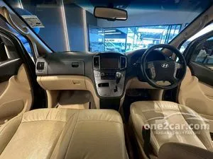 2017 Hyundai H-1 2.5 Deluxe Van