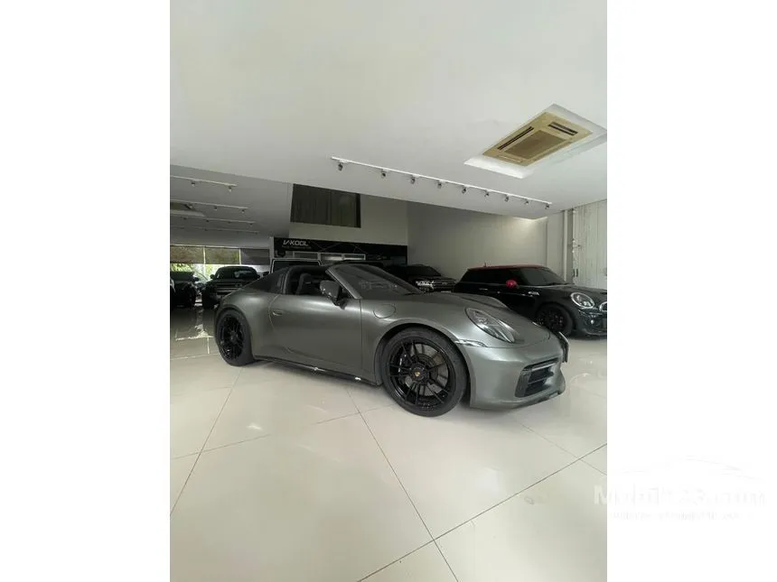 2023 Porsche 911 Targa 4S Convertible