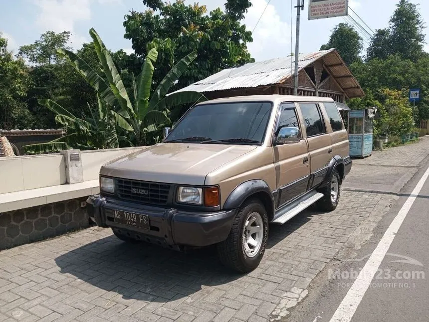 Jual Mobil Isuzu Panther 1996 2.5 di Jawa Timur Manual MPV Minivans Coklat Rp 56.000.000