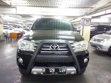 2009 Toyota Fortuner 2.5 G Manual Diesel Hitam Mulus Tangan 1 Pajak Panjang Low KM Jok Kulit
