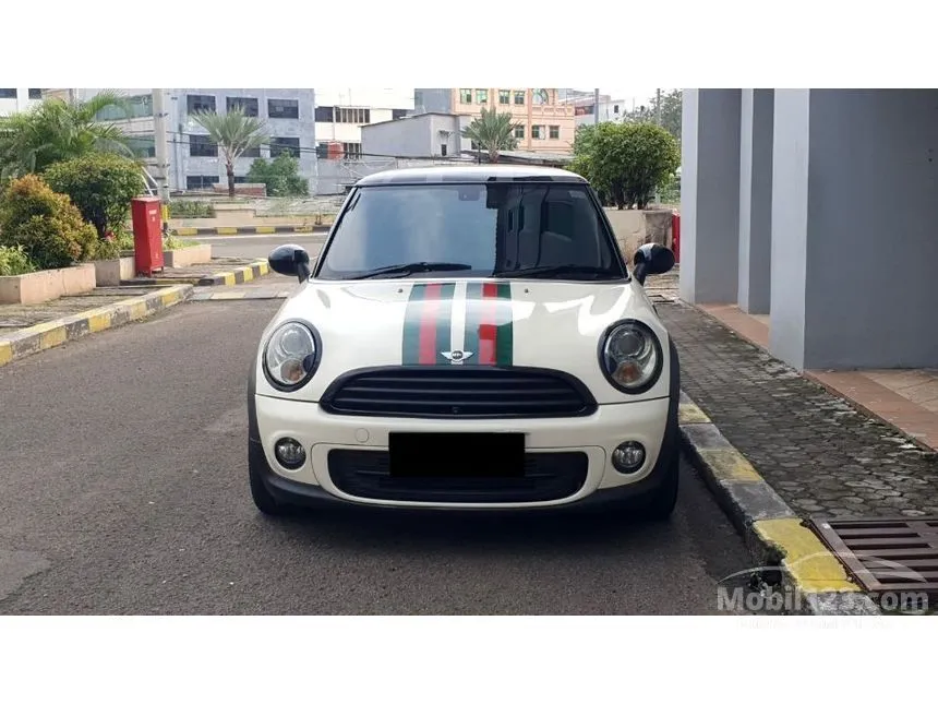 2012 MINI Cooper Hatchback