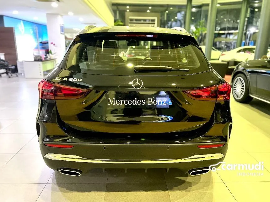 2024 Mercedes-Benz GLA200 AMG Line SUV